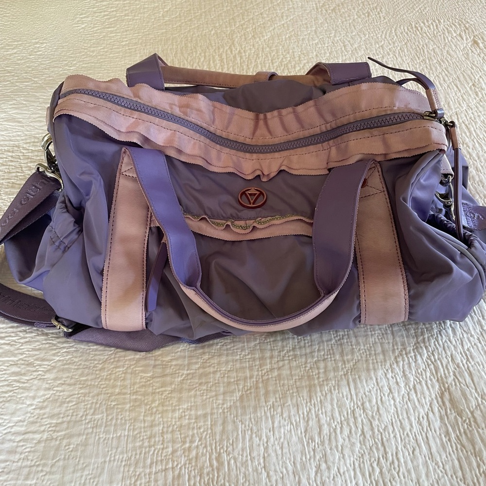 IVIVVA Duffle Bag